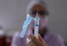 Caucaia realiza Dia D de Vacinação contra a dengue e multivacinação no dia 17