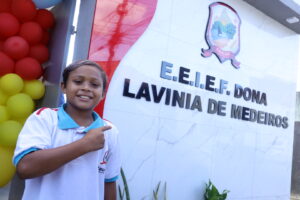 escola dona lavínia