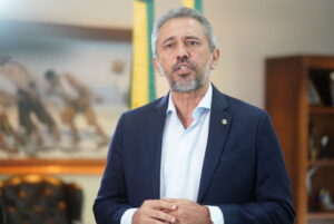 ELMANO METROFOR