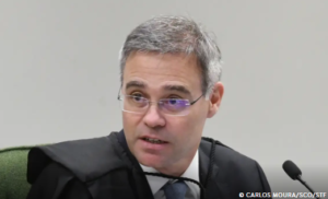 andré mendonça