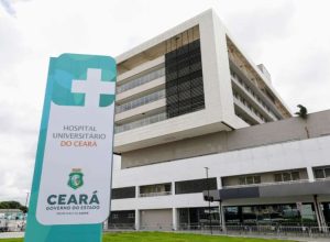 universitário